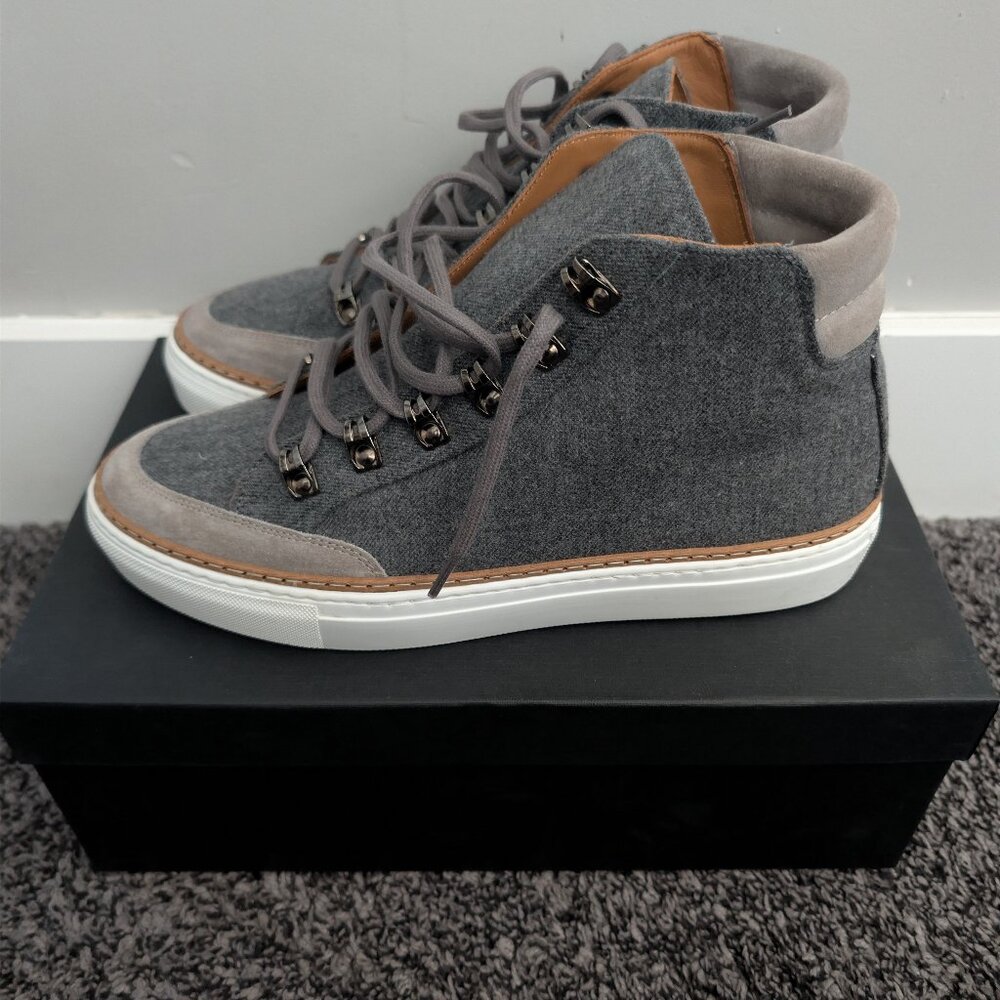 NIB! NWT! Taft Base Camp Sneaker in Grey SIZE 9.5